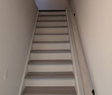 For Lease - 350 Quigley Road Unit# 724, Hamilton, Ontario - Photo 3