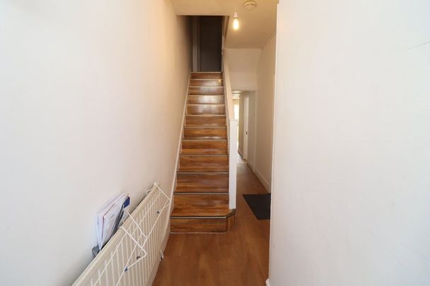 Room in a Shared House, Monega Road, E7 - Photo 1