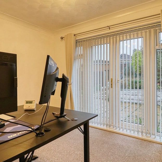 The Dales, Scunthorpe - Photo 1