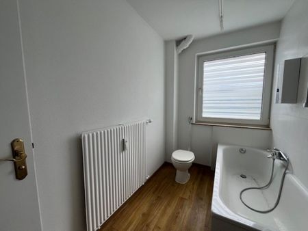 Erstbezug nach Sanierung: Sehr schöne, helle 2 Zimmer-Wohnung in idealer Lage zur THM+Innenstadt, Marburger Str. 24, Gießen - Foto 4