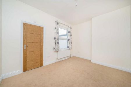 5 bedroom house to rent - Photo 4