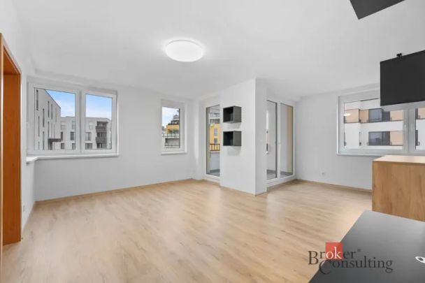 Pronájem bytu 2+kk 50 m - Fotografie 1