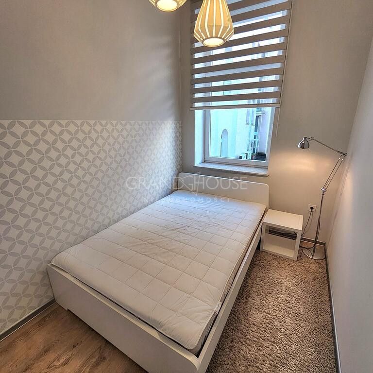 Komfortowe 2 pokoje w centrum z windą i piwnicą. - Zdjęcie 1