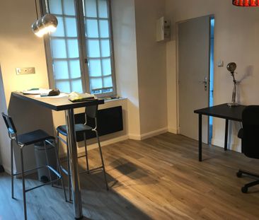 Location Appartement 1 pièce 25m² AURILLAC 15000 - Photo 1