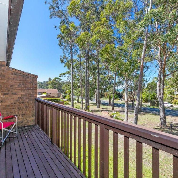 Charming 3-Bedroom Townhouse Near the Beach! - Photo 1