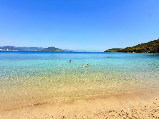 Βίλα για ενοικίαση Άγιος Αθανάσιος (Ελευθερές) - Photo 1
