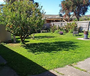Keilor Downs - Photo 6