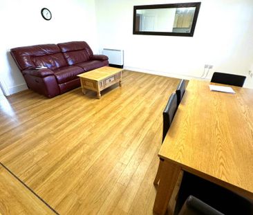 2 bedroom apartment to rent - Photo 6