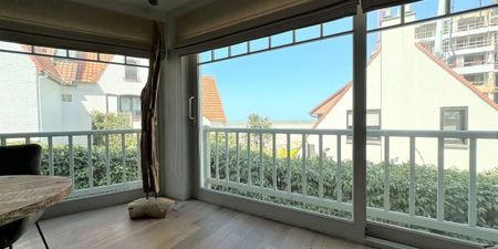 Appartement te huur in Duinbergen voor € 3.250 met 3 slaapkamers - Photo 3