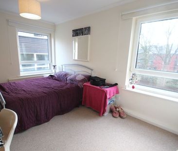 Grosvenor Park Gardens, Hyde Park - Photo 6