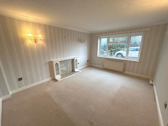 4 bedroom detached house to rent - Photo 1