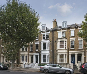 2 bedroom flat with balcony TO LET in prime Maida Vale - Photo 4