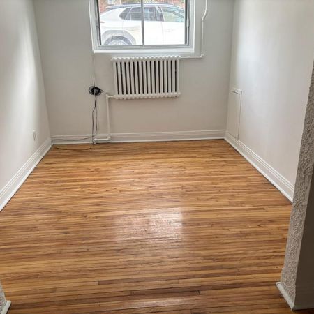 Montréal 3½ chauffé à louer - Photo 3