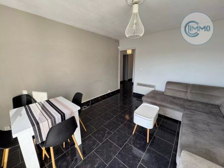 Location Appartement 3 pièces 55m² NICE 06000 - Photo 3
