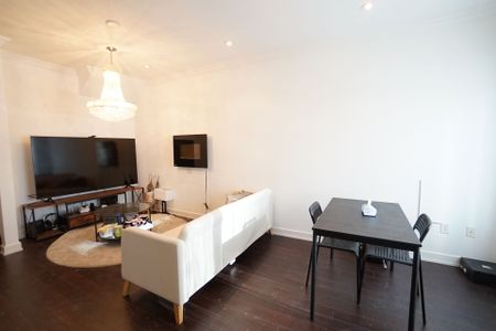 For Lease - 4030 Parkside Village Drive Unit# 4, Mississauga, Ontario - Photo 5