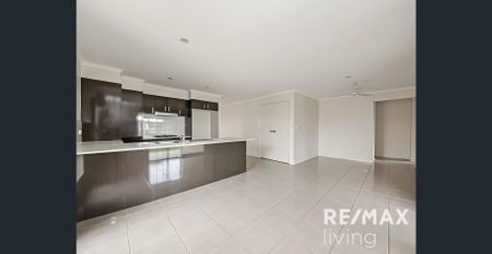 Stylish Family Duplex with Space, Comfort & Convenience - Photo 4