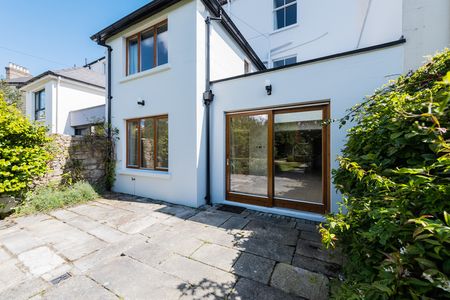 89 Anglesea Road Ballsbridge Dublin 4, - Photo 2