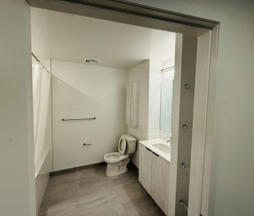 For Lease - 2485 Eglinton Avenue Unit# 612, Mississauga, Ontario - Photo 2