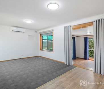 NEAT & COMFORTABLE LIVING - Photo 2