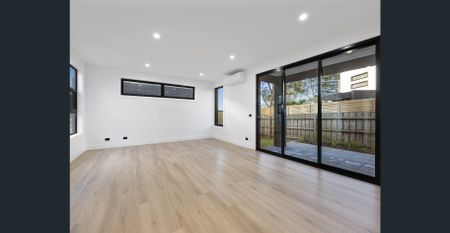 Stylish Townhouse in Superb Location - Photo 5