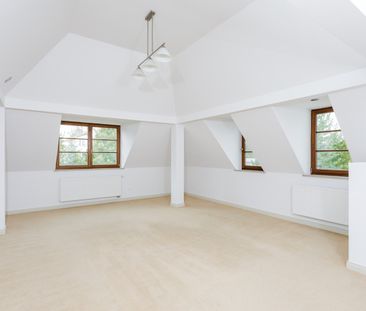 Dom w pobliżu Szkoły Amerykańskiej - Photo 2