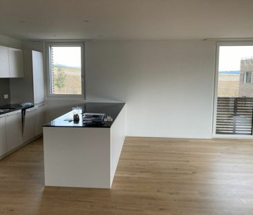 Moderne 4.5-Zimmerwohnung mit Weitsicht - Photo 5
