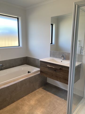 Move in to Marcoola - Photo 5