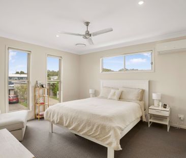 Spacious Family Living in the Heart of Birtinya! - Photo 5