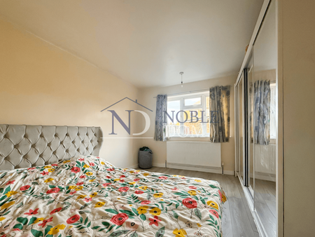 2 bedroom maisonette to rent - Photo 4