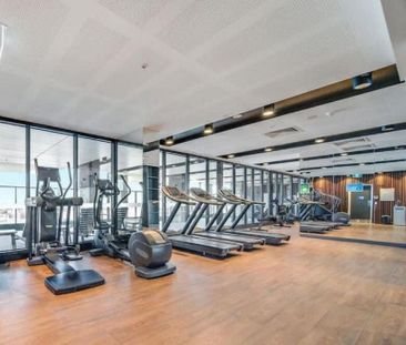 Modern Apartment Living in the Heart of Adelaide! - Photo 3