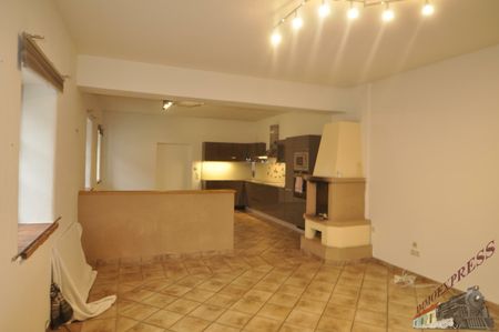 Großzügig angelegte Wohnung in Pressbaum mit Pergola, Pool und großem Garten - Photo 2