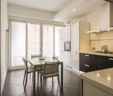 Elegante appartamento in Viale Regina Margherita - Photo 1