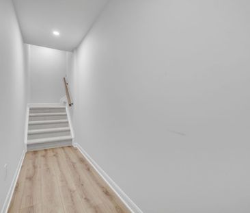 For Lease - 937 Creekway Private, Kanata, Ontario - Photo 3