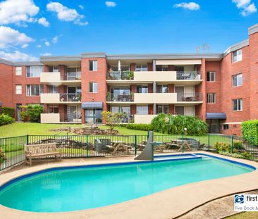 Spacious 2 Bedroom Unit with Remote Garage + Storeroom - Photo 6