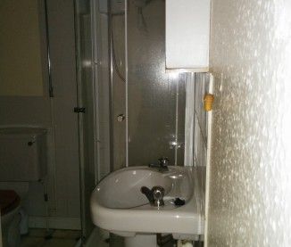 A Smart Pad for 5 at Staffs Uni - Photo 6