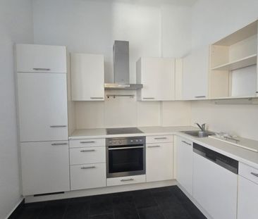Sehr helle, unbefristete Stilaltbauwohnung ( 2 er WG geeignet ) Näh... - Photo 4