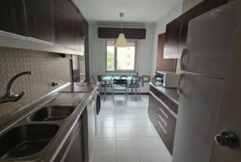 Apartamento T2 para alugar em Oeiras