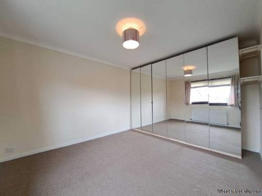 2 bedroom property to rent in Irvine - Photo 1