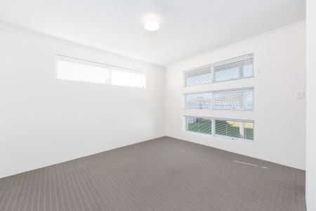 25 Tallering Way - Photo 5