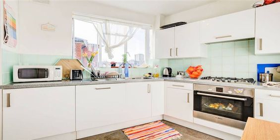 2 Bedroom, 1 bath, 1 reception Apartment - Photo 3