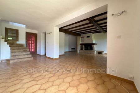 Location Maison 5 pièces 158m² SAIGNON 84400 - Photo 4