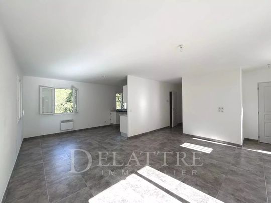 Location Appartement 4 pièces 90m² TOURRETTES SUR LOUP 06140 - Photo 1