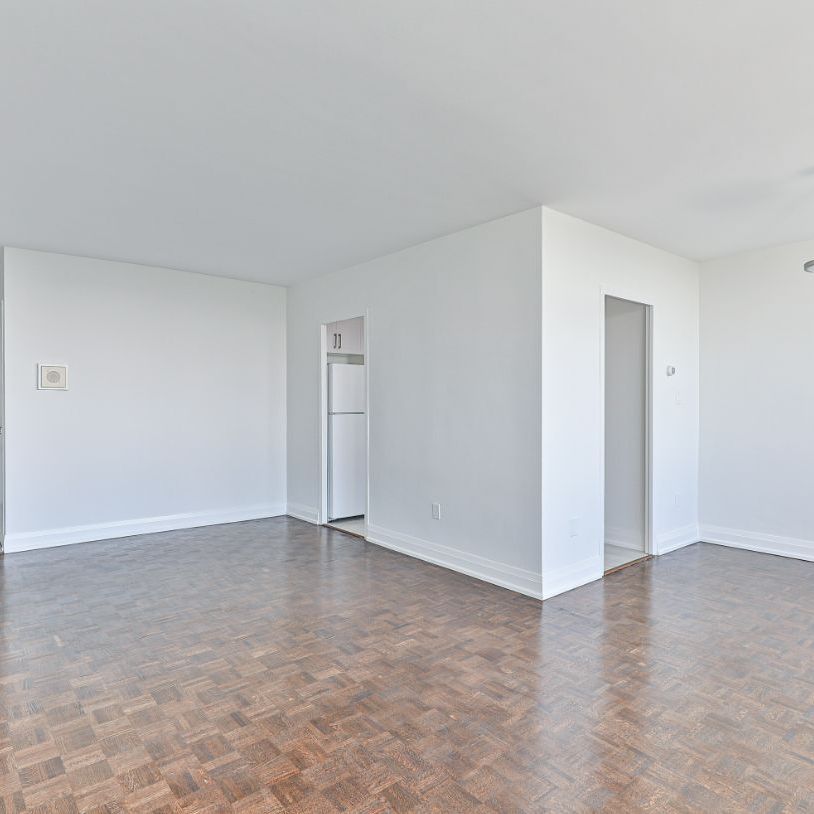 For Lease - 50 Cambridge Avenue Unit# 2112, Toronto, Ontario - Photo 1