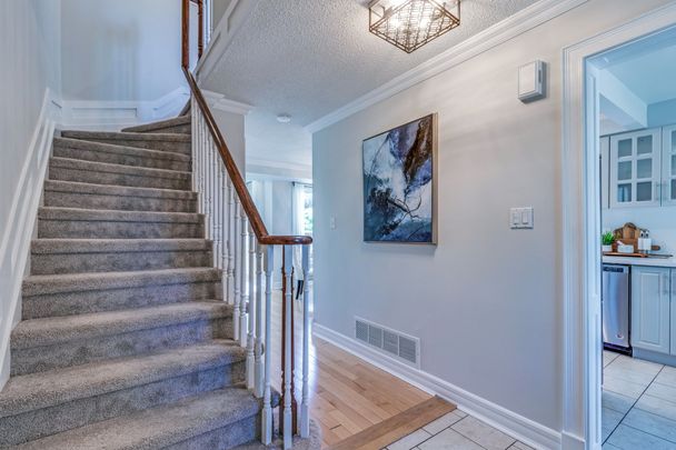 For Lease - 710 Hayes Avenue, Oshawa, Ontario - Photo 1