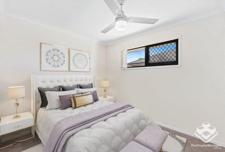 Stylish & Spacious Townhouse inthe Highly Sought-After âStillbrookâ Estate - Photo 2