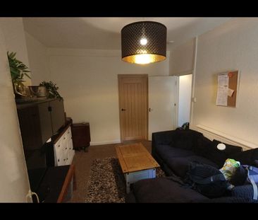 6 Bed Semi-Detached House, River View, BS16 - Photo 3