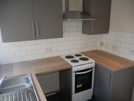 2 bedroom bungalow to rent - Photo 3