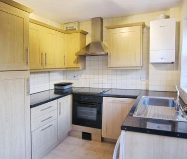 2 bedroom semi-detached house to rent - Photo 4