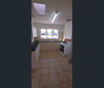 Cheapest in the area - Photo 5