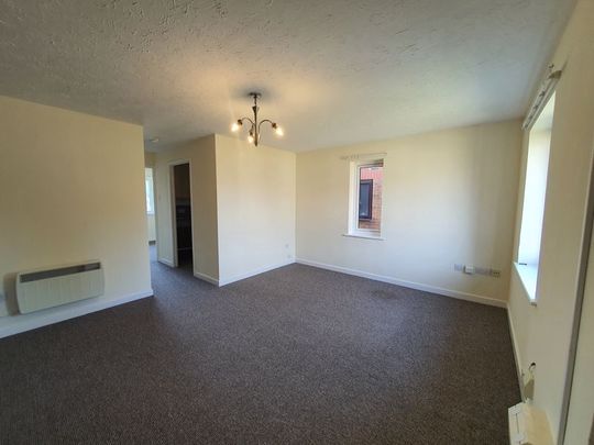 Woodford Court, Gloucester - Photo 1